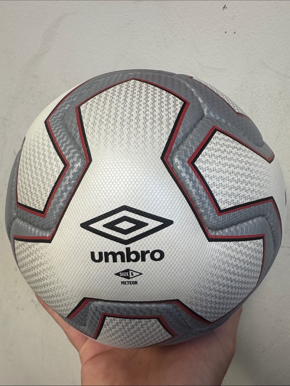 Umbro NFHS Meteor Soccer Ball White Silver! NEW!